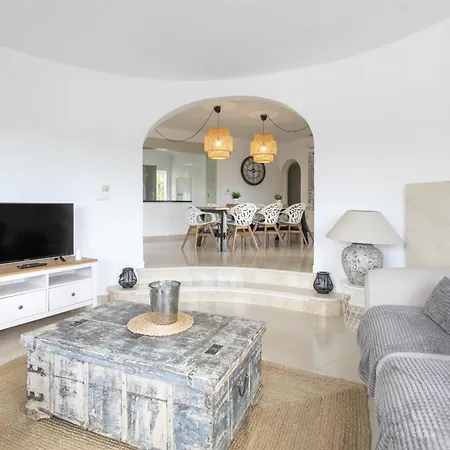 Villa Echappee Ensoleillee A Dans Pour 8 Moraira